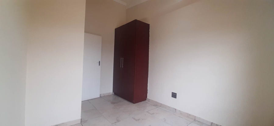 2 Bedroom Property for Sale in Waterval East North West